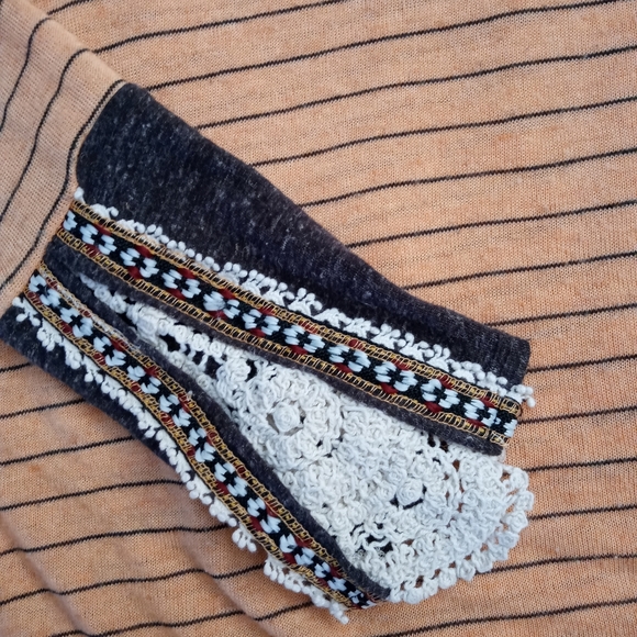 BKE long sleeve embellished top - Picture 3 of 6